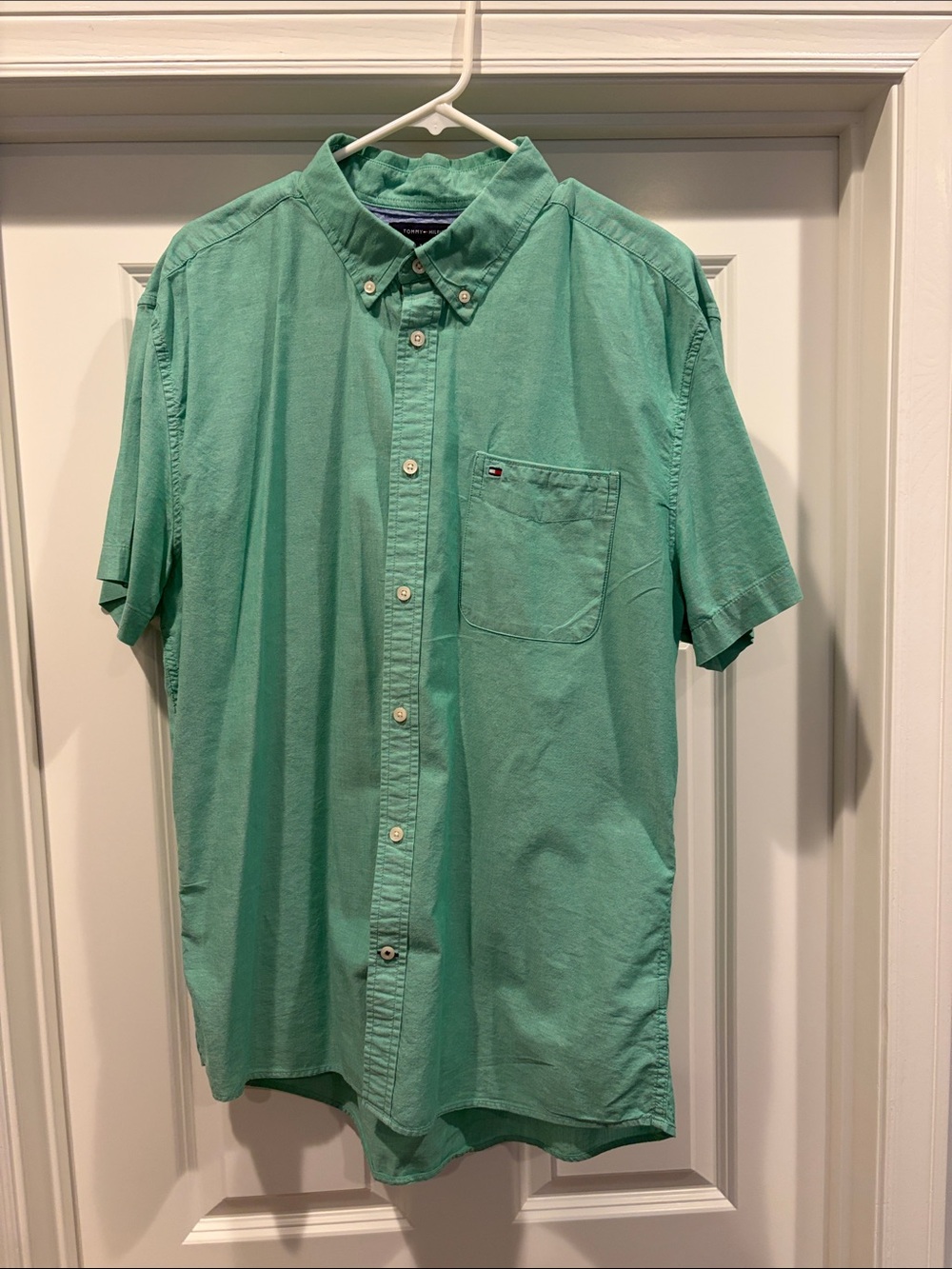 Tommy Hilfiger Men’s Short-Sleeve Button-Down Shirt XL